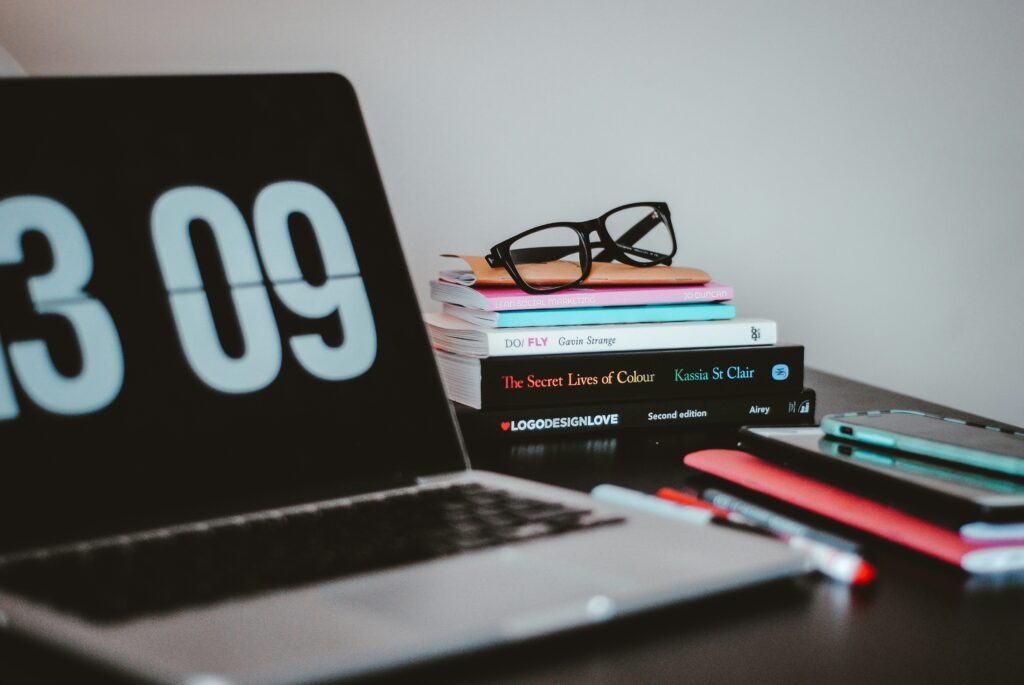How to Write Upwork Proposals That Get Noticed in 2025.